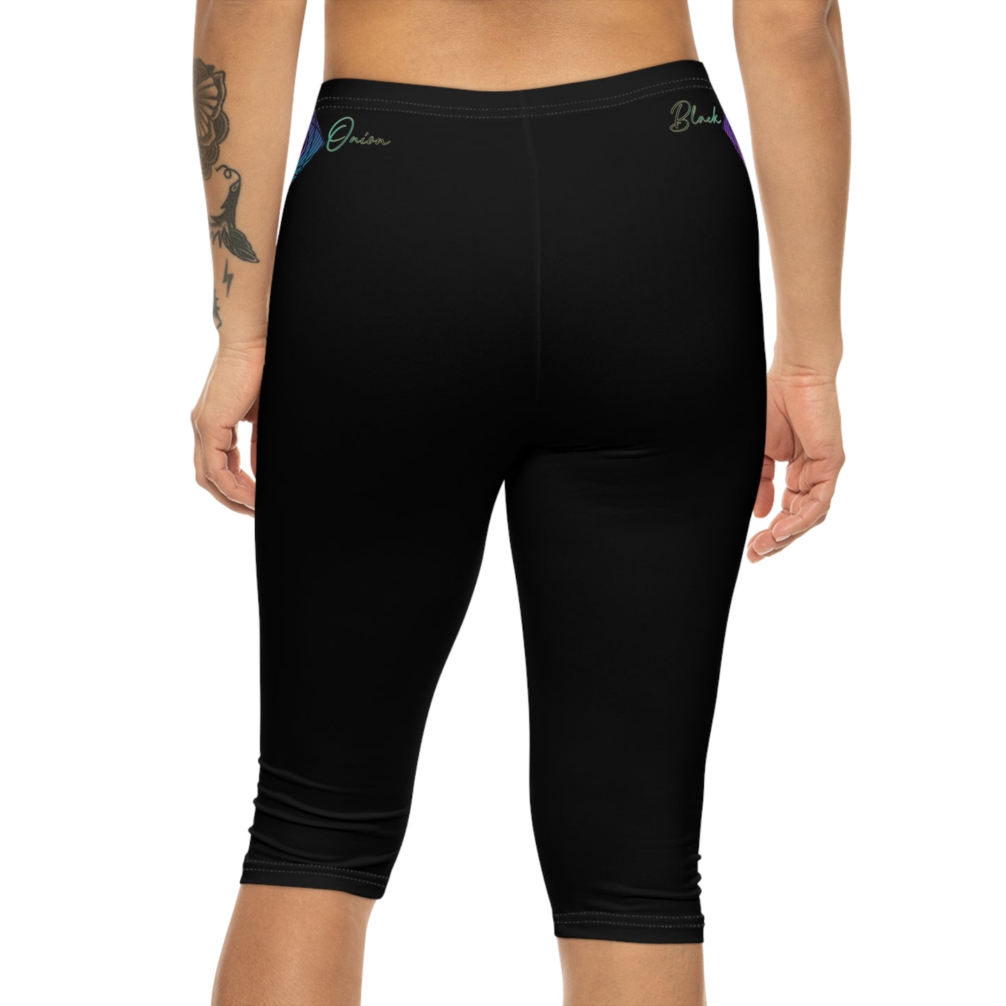 BlackOnion Comfortable Women’s Capri Leggings with Workout Design