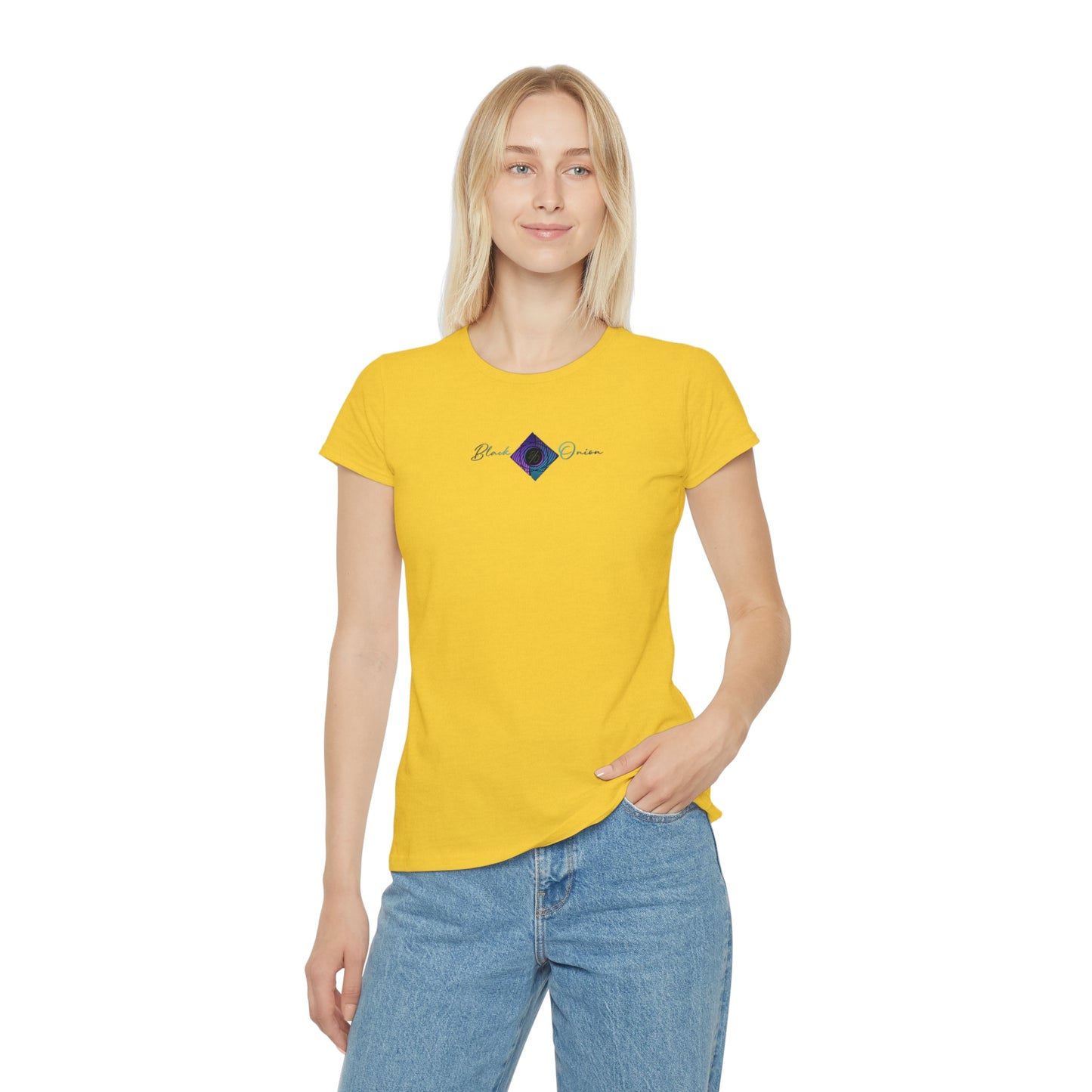 BlackOnion Women's Iconic T-Shirt - with Workout Motif 💯🌸💋