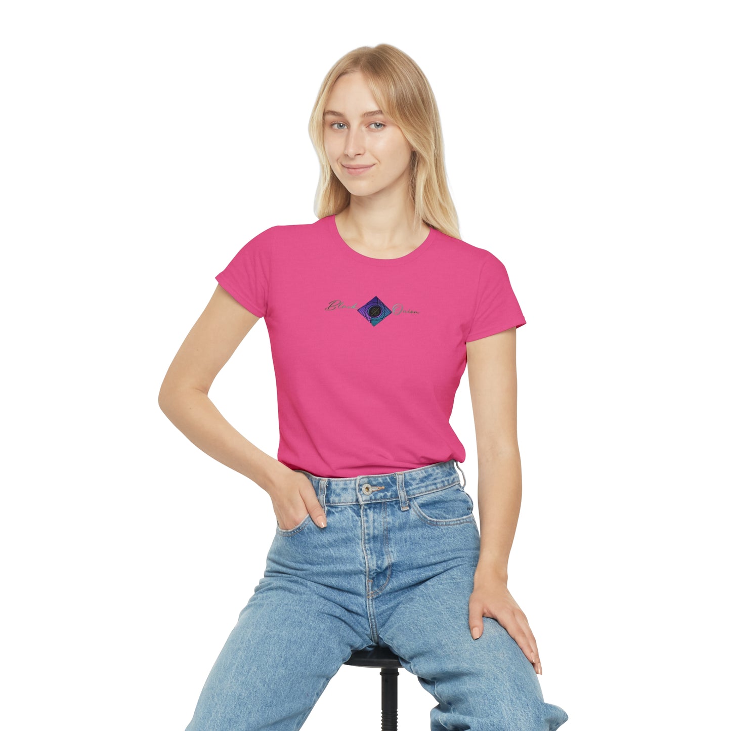 BlackOnion Women's Iconic T-Shirt - with Workout Motif “Az igazi férfi”💯🌸💋
